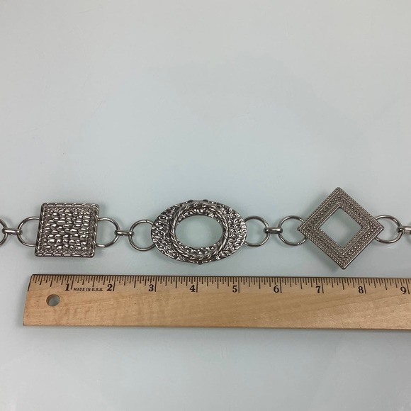 Chico’s Silver Chain Geometric Links Belt Size OSFA Small/X Large EUC main image 8